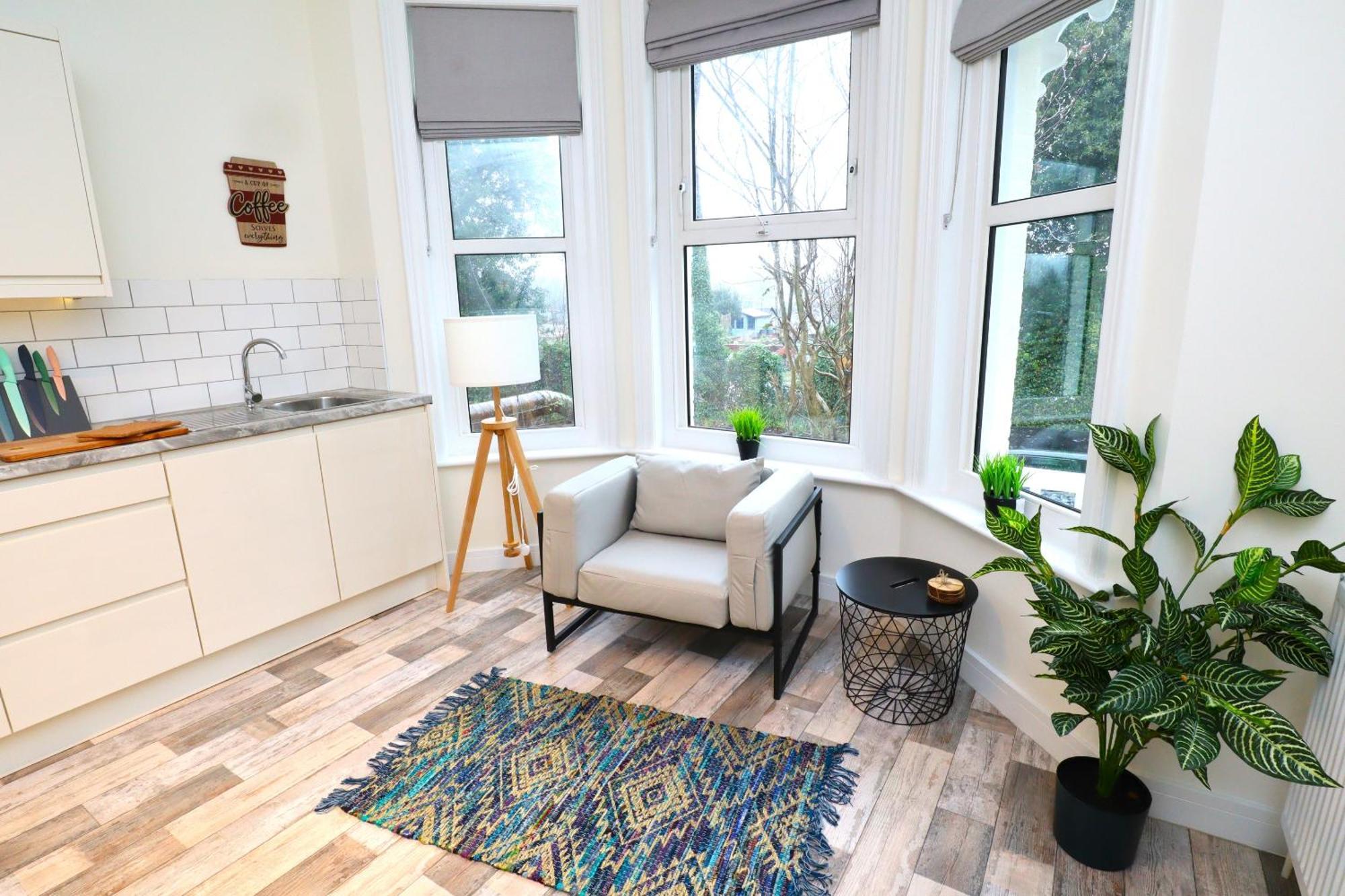Modern, Stylish One Bedroom With Garden Long Stay Welcome Eastbourne Exterior foto